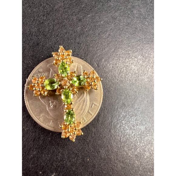 Vintage 10K Yellow Gold Tsavorite and Golden Beryl Cross Pendant – Samuel Aaron - Picture 4 of 10